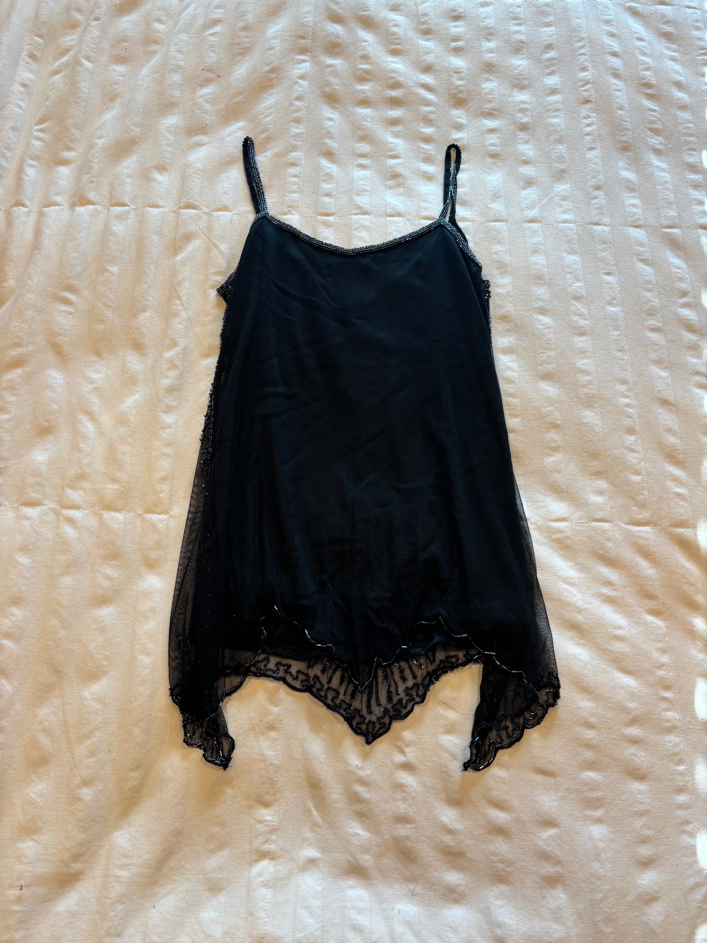 beaded wet seal top