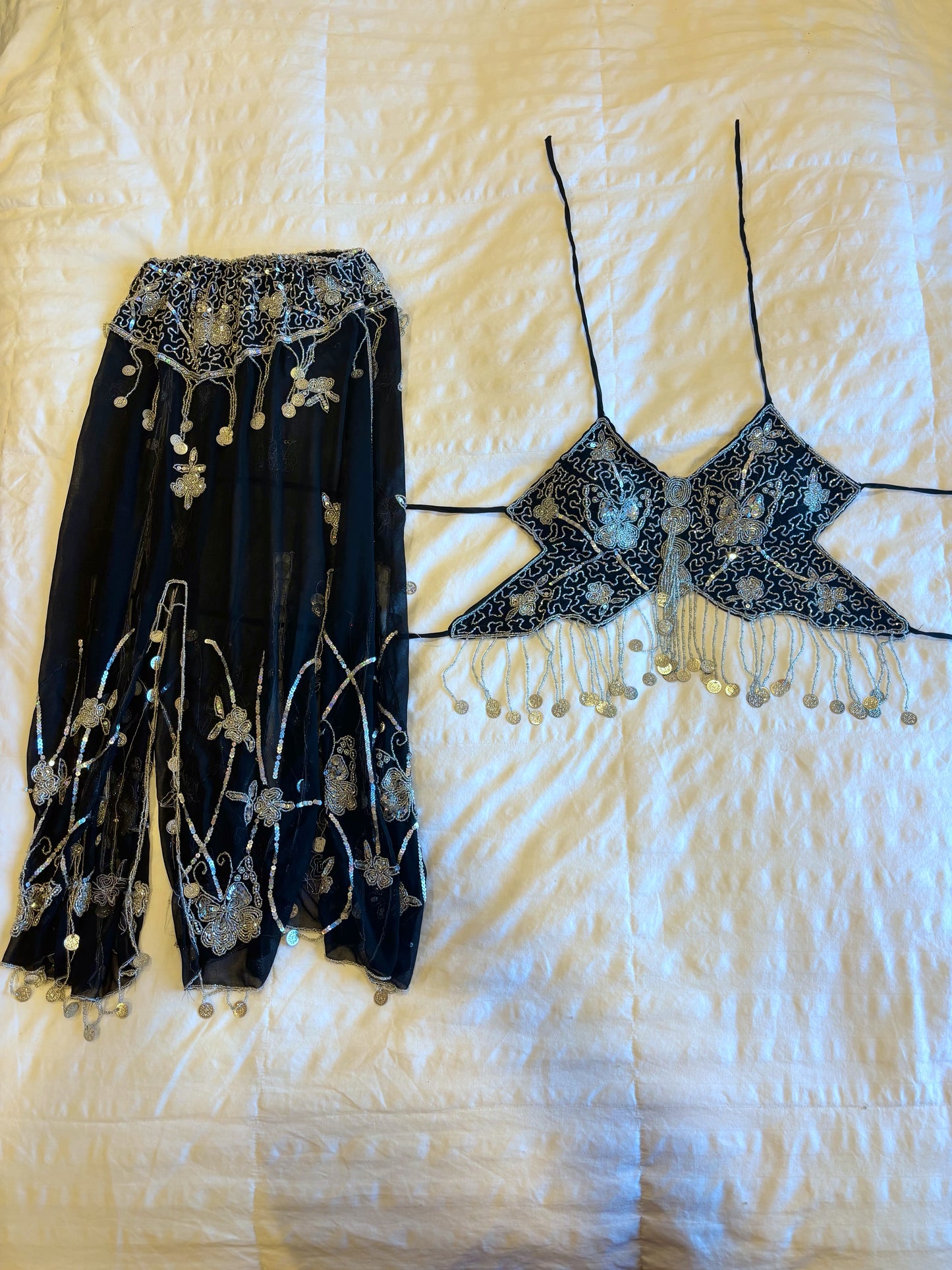 backless beaded set