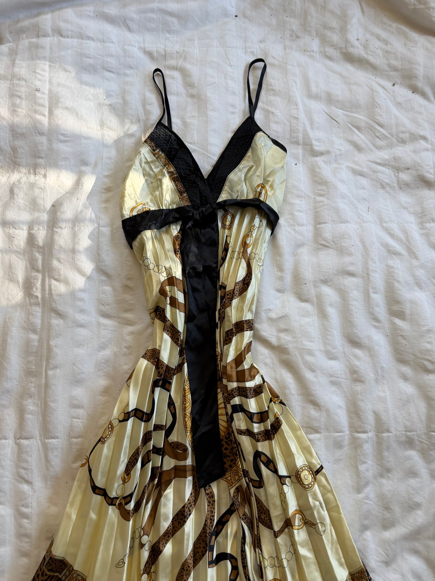 by deep la dress