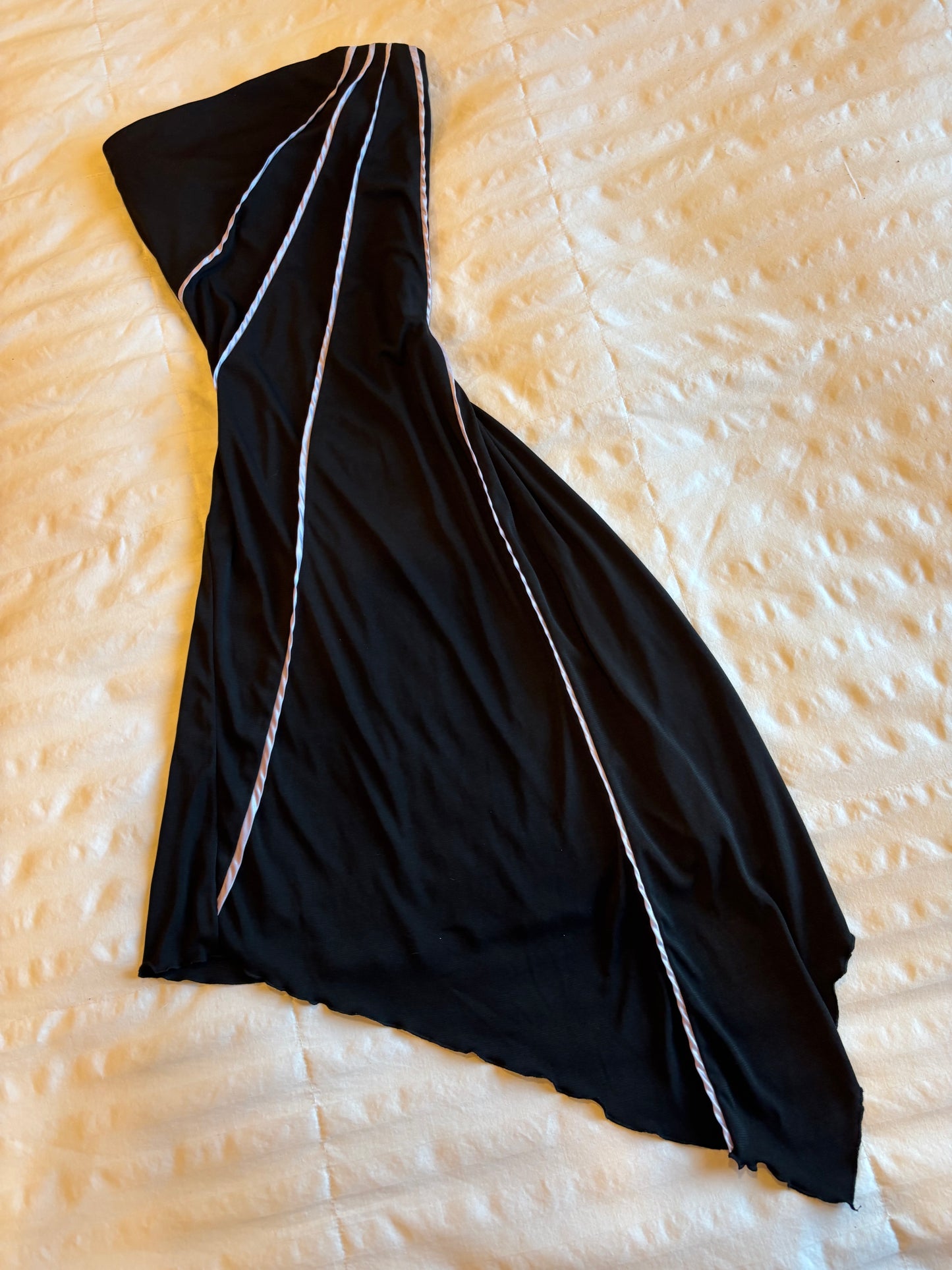 strapless dress