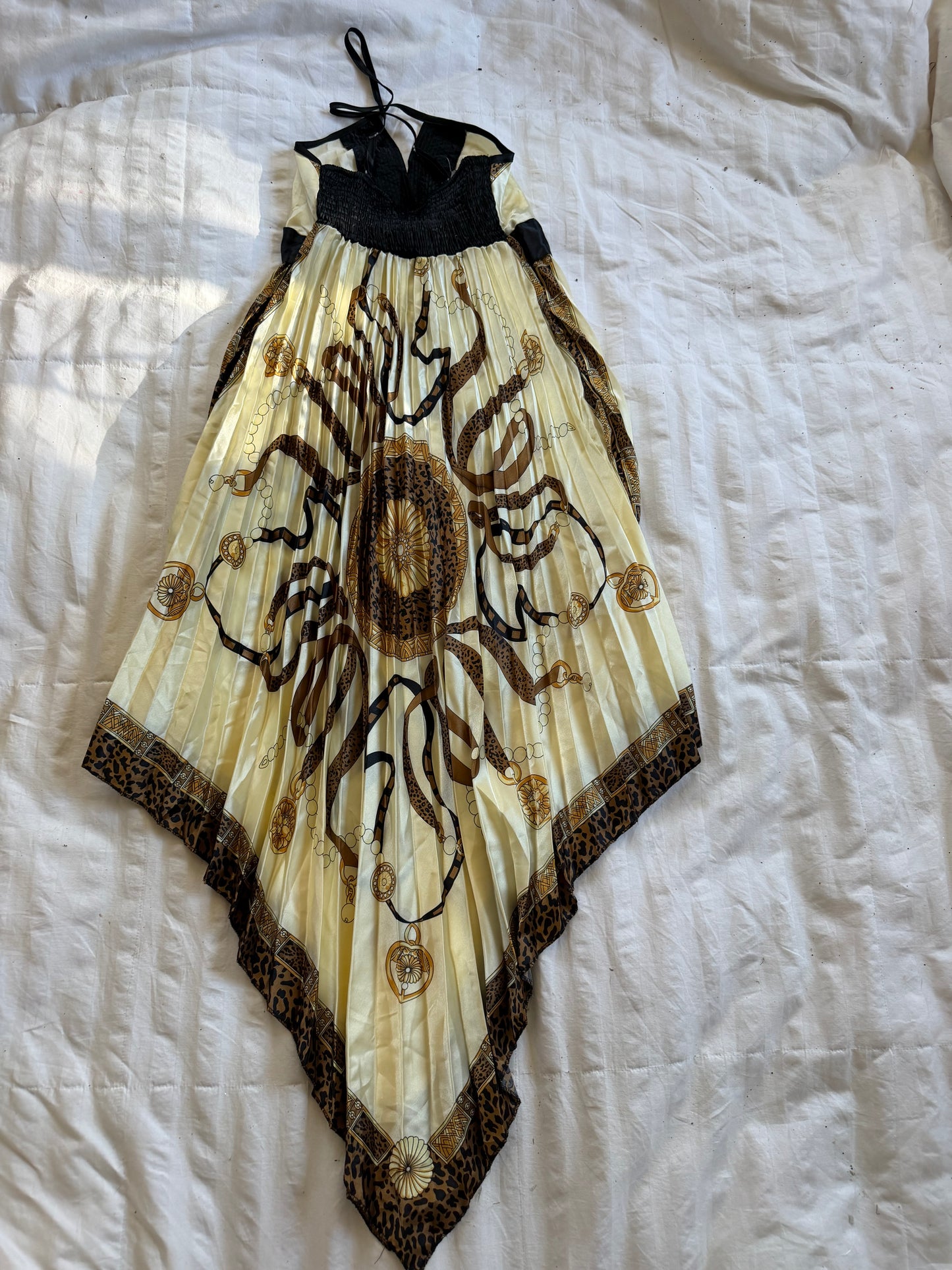 by deep la dress