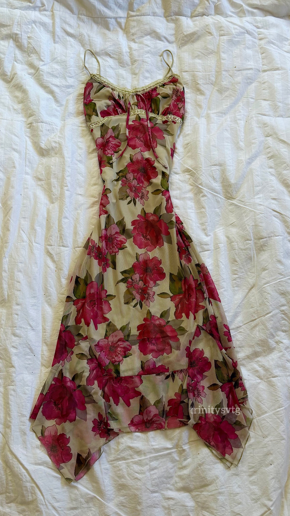 justify dress