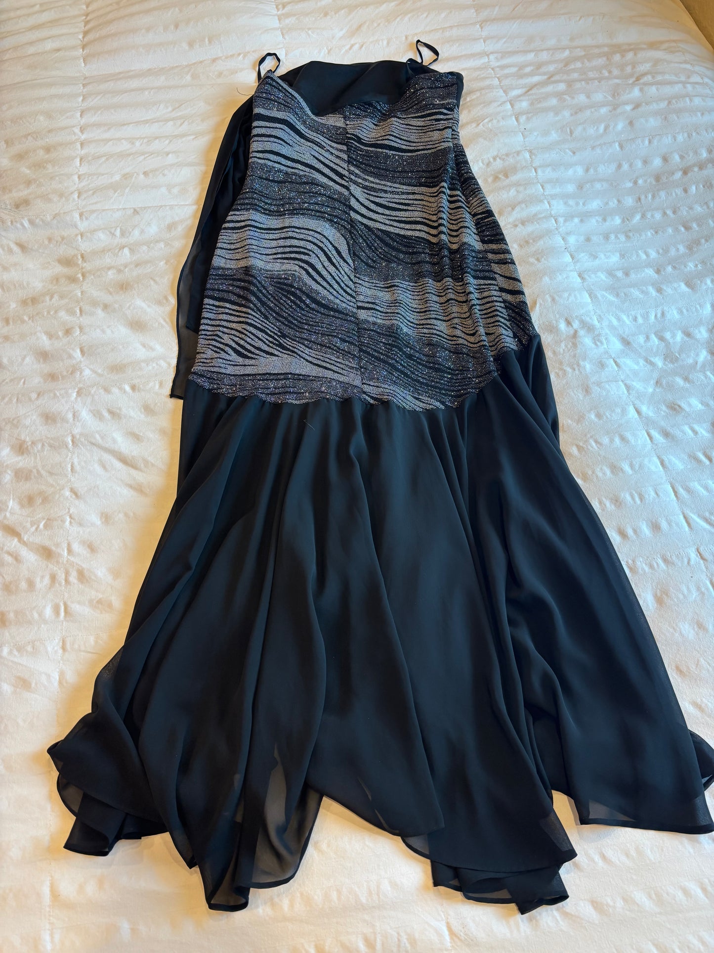 casran dress