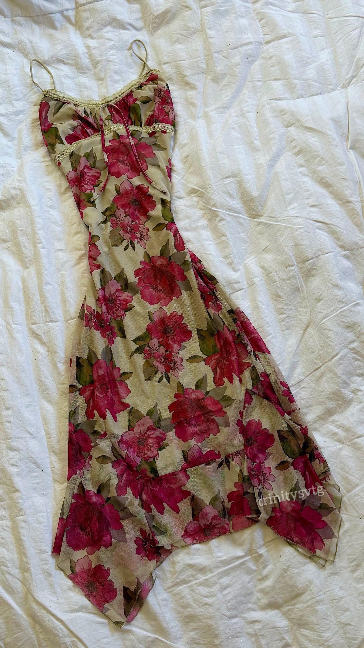 justify dress