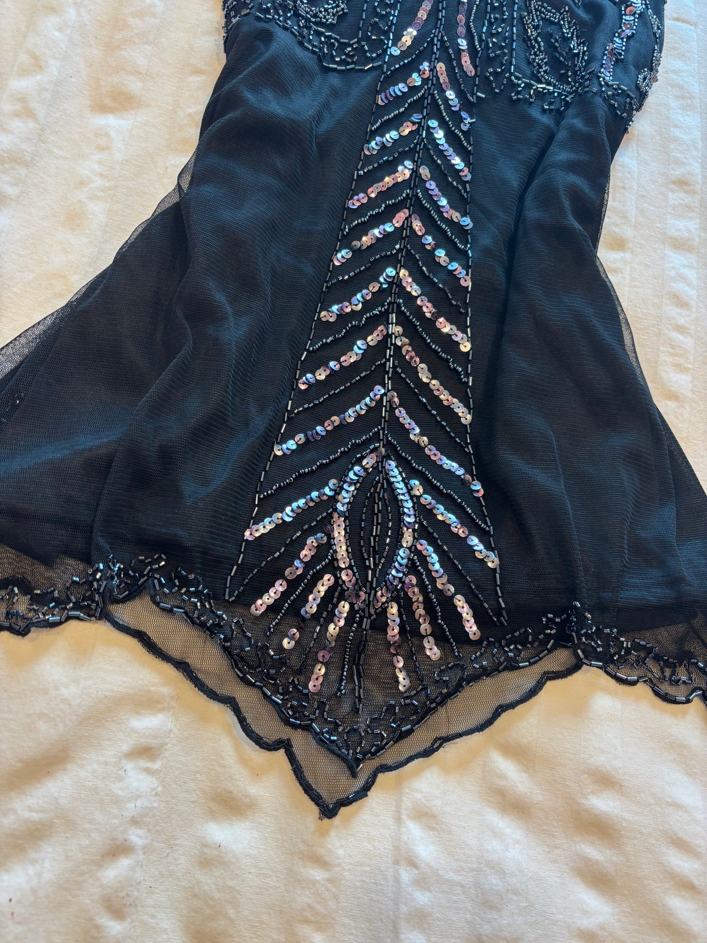 beaded wet seal top
