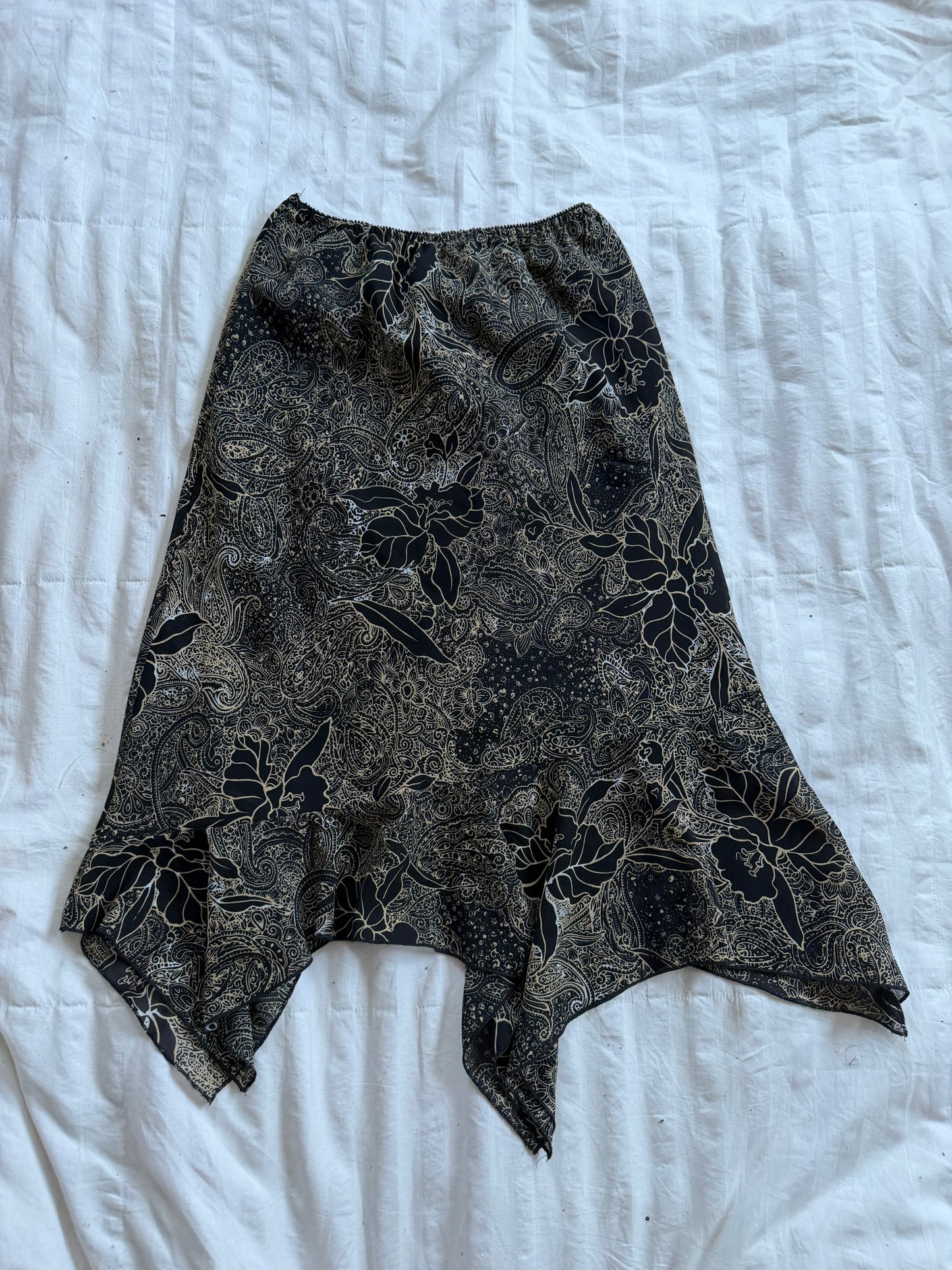 floral skirt